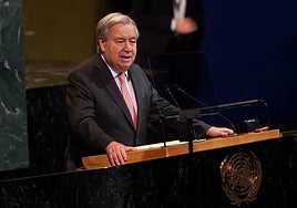 El Secretario General de las Naciones Unidas, António Guterres, durante una reunión para conmemorar el 80 aniversario de la creación de las Naciones Unidas en la sede de la ONU en Nueva York.