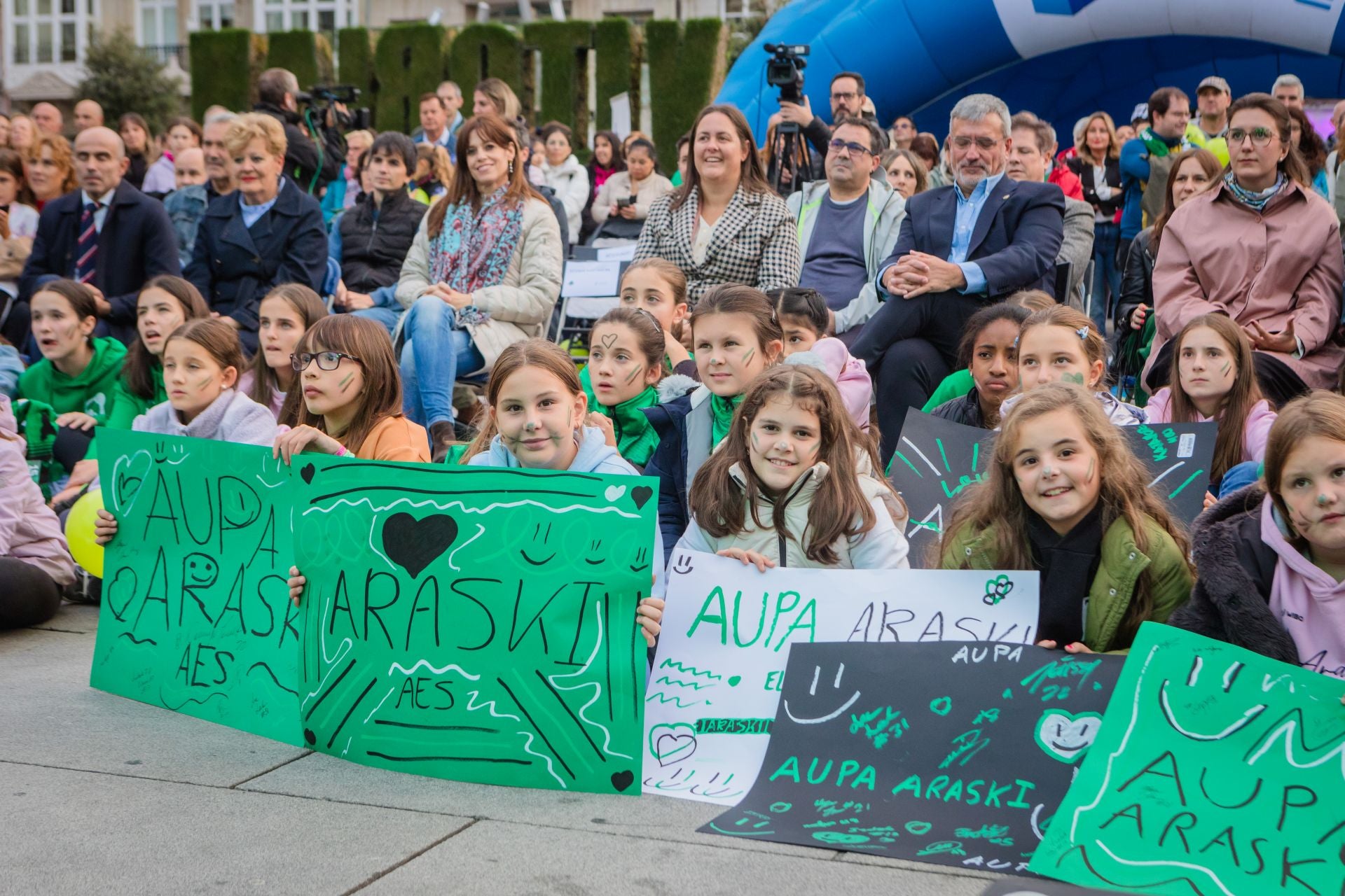 El Araski se presenta en sociedad en el centro de Vitoria