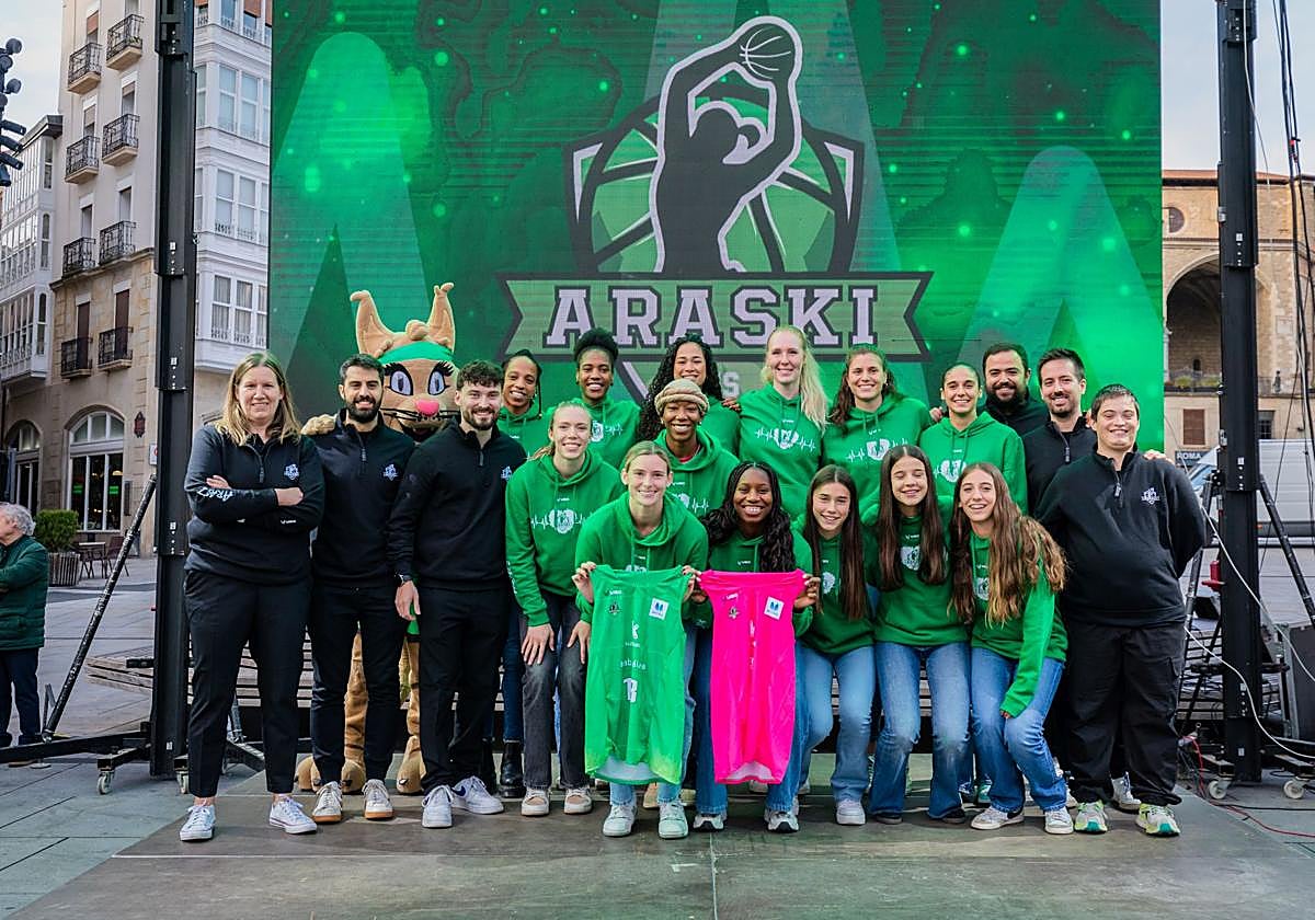 El Araski se presenta en sociedad en el centro de Vitoria