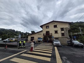 Las obras, que durarán siete meses, han comenzado frente a la estación del tren de Mundaka.