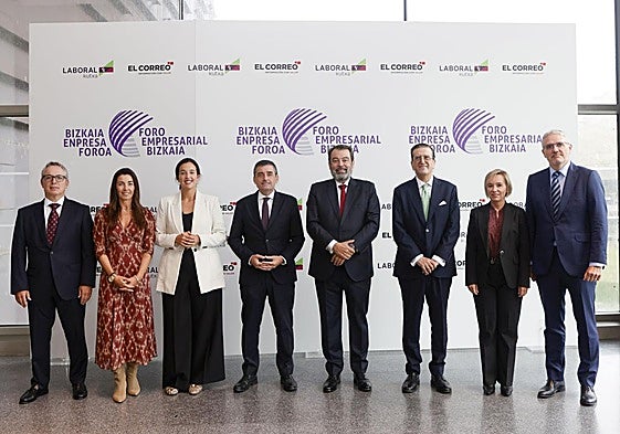 Oscar Villasante, Susana Andrés Gorgojo, Itxaso Berrojalbiz, Adolfo Plaza, Javier Ormazabal, Enrique de Ybarra, Ainara Basurko e Iñigo Barrenechea.
