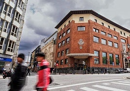 Correos ha sacado a subasta su sede central de Bilbao por 13,5 millones de euros.