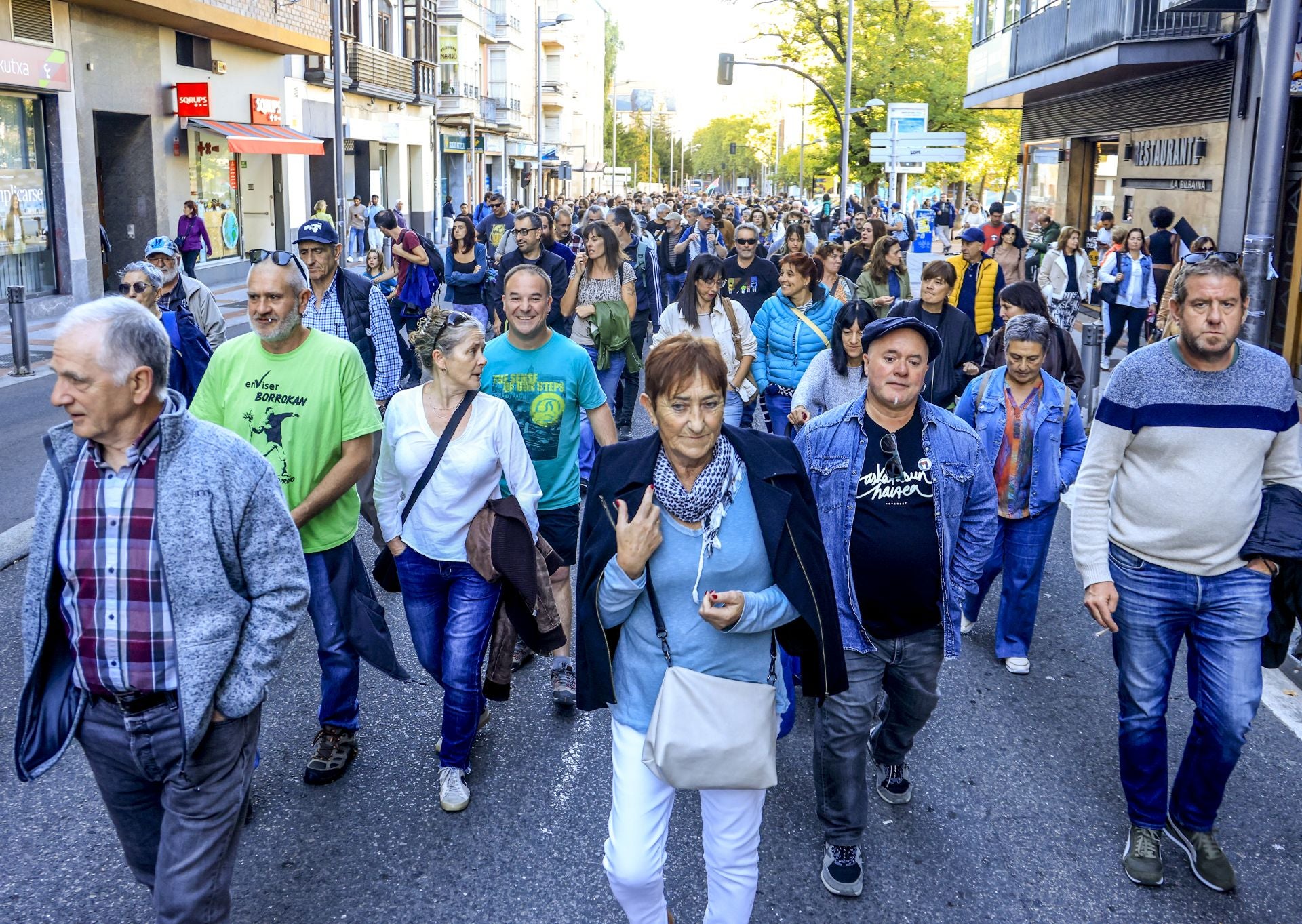 Los jardineros se manifiestan por Vitoria en su sexto mes de huelga