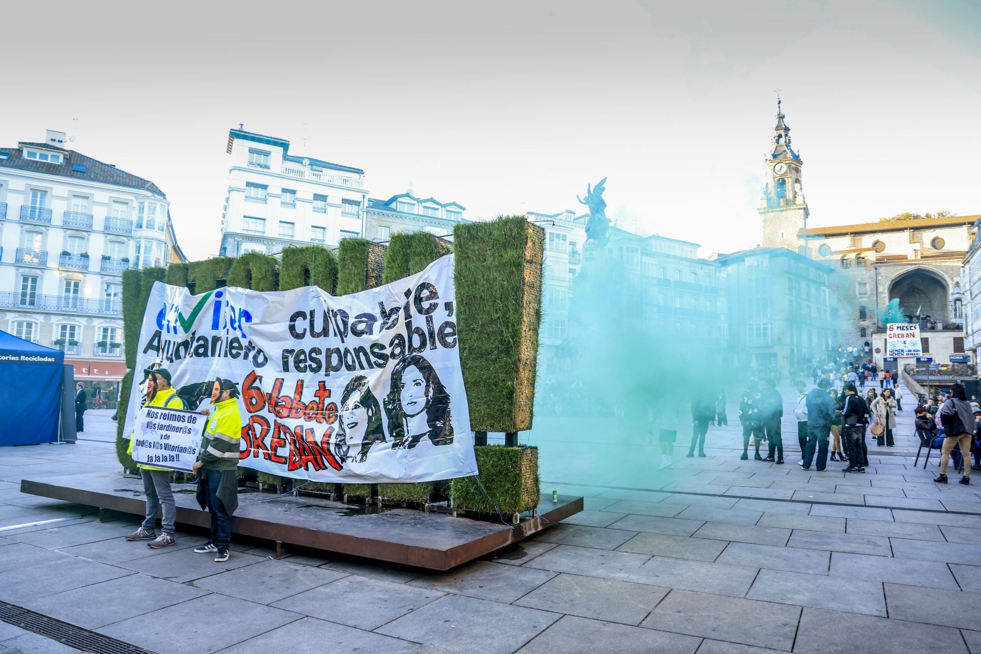 Los jardineros se manifiestan por Vitoria en su sexto mes de huelga