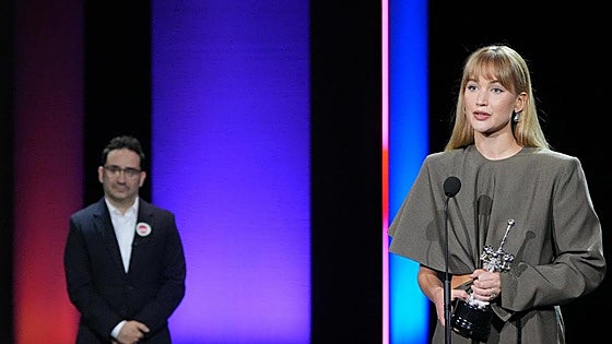 Jennifer Lawrence, recibe el Premio Donostia: «Eskerrik asko, me siento emocionada y fascinada»
