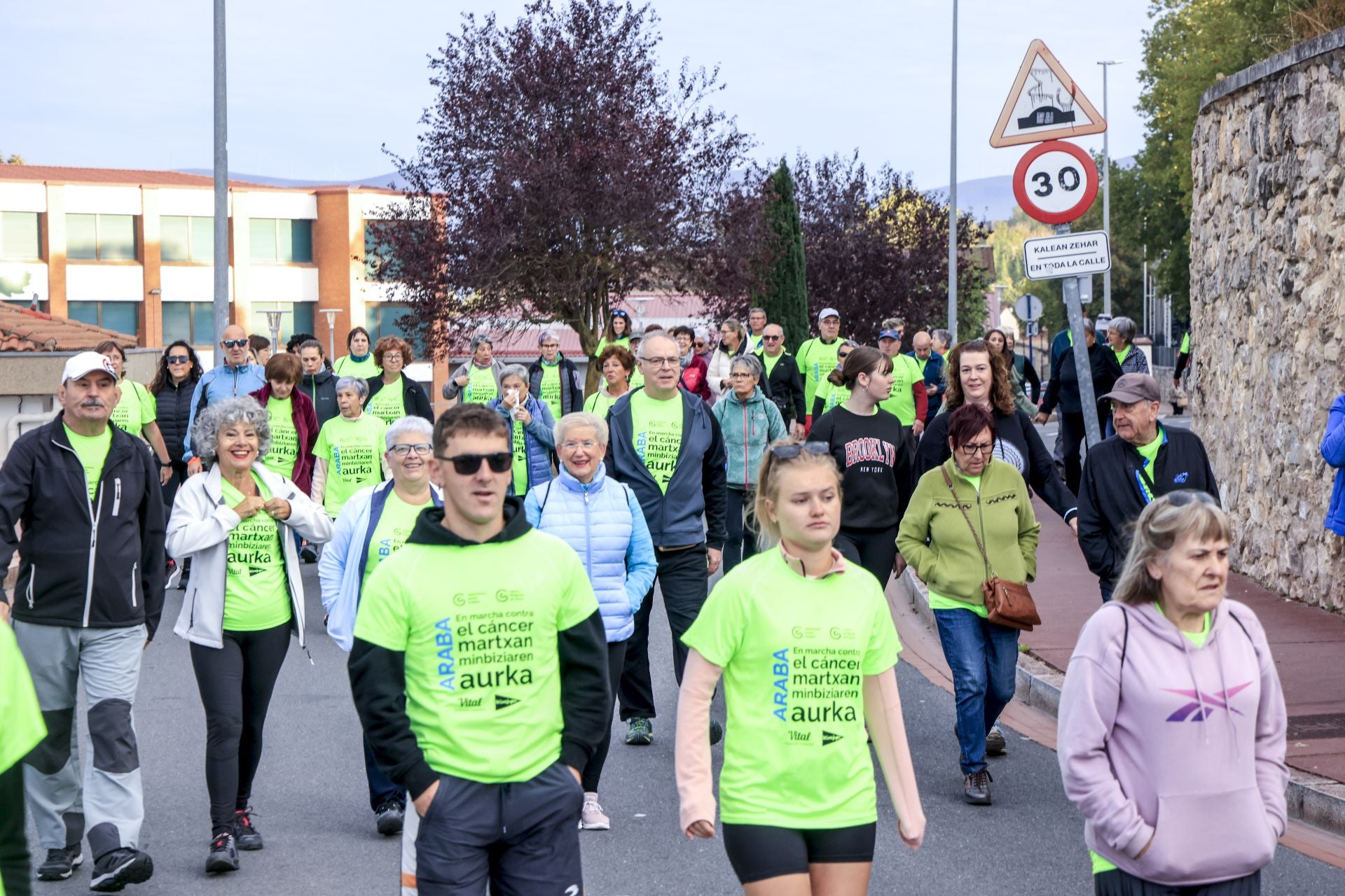 Agurain se apunta a la marea verde contra el cáncer