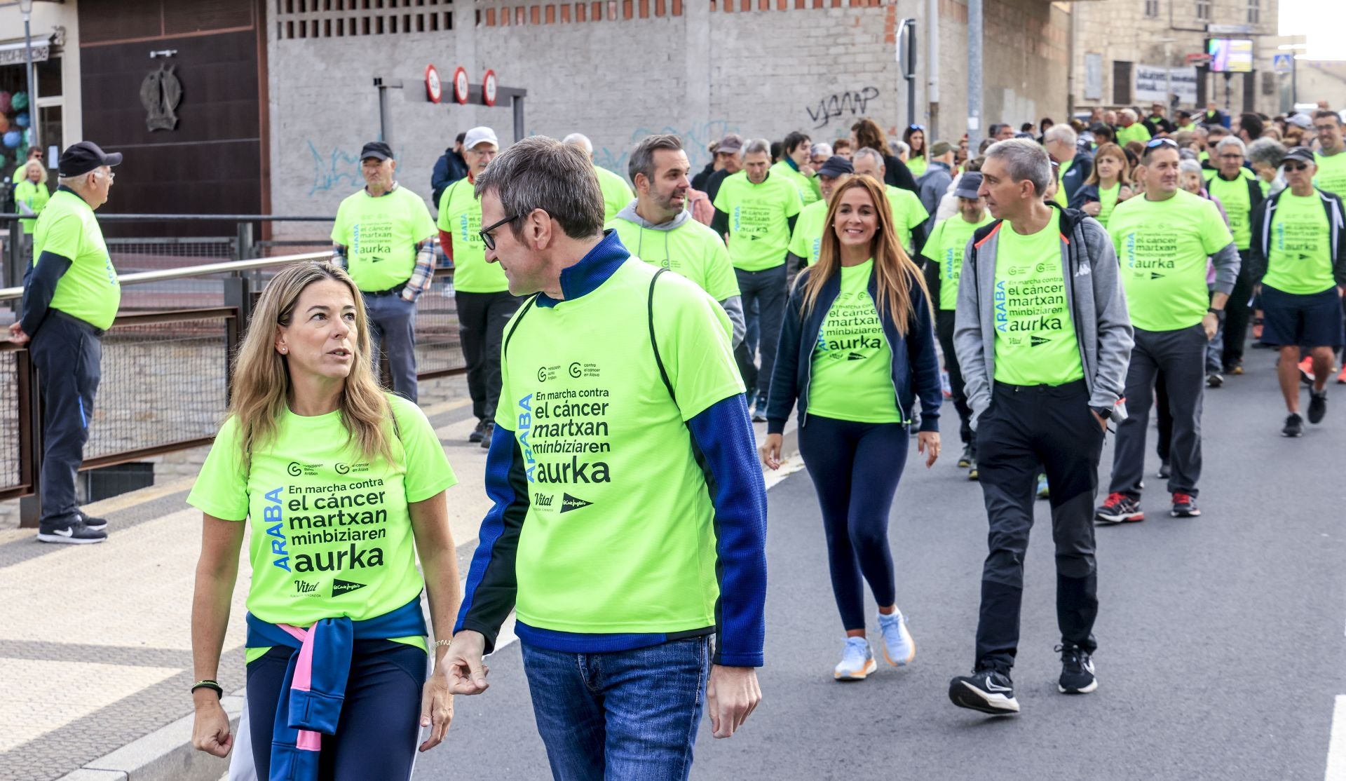 Agurain se apunta a la marea verde contra el cáncer