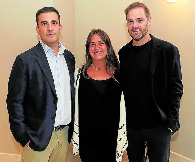 Roberto López, Iratxe Vidaurrazaga y Joseba Lander Alonso.