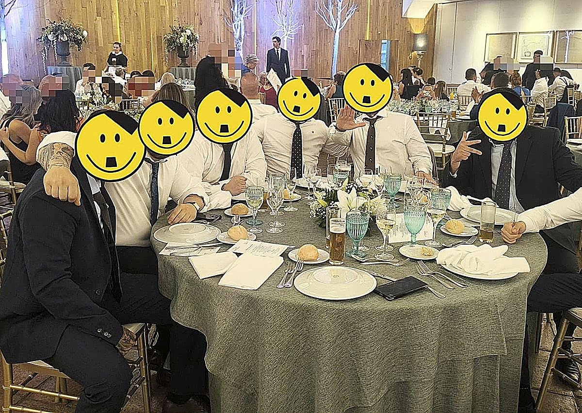 Imagen secundaria 1 - Quién es &#039;El Ratilla&#039;, el cabecilla del grupo neonazi &#039;Suburbios Firm&#039; detenido después de su boda