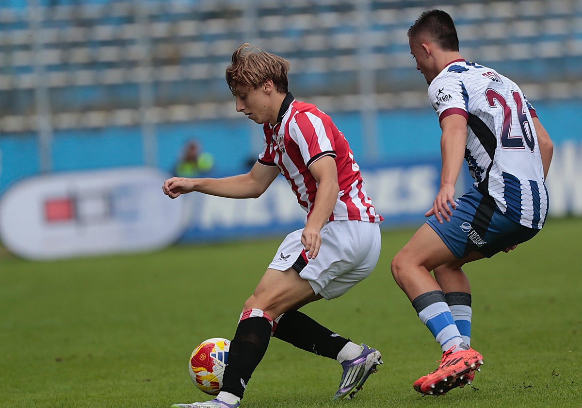 El Bilbao Athletic se desmonta en la segunda parte en Avilés