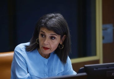 La consejera de Juventud reitera que el udaleku de Bernedo no es su competencia