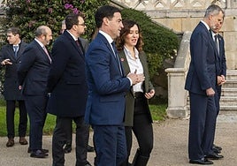 El lehendakari, Imanol Pradales, y la presidenta de la Comunidad de Madrid, Isabel Díaz Ayuso.