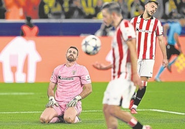 Zarandeados en defensa y escasos de pólvora