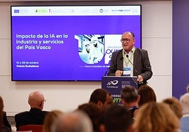 Gerardo Gutiérrez, director general del Servicio Público de Empleo Estatal, en la inauguración de las jornadas.