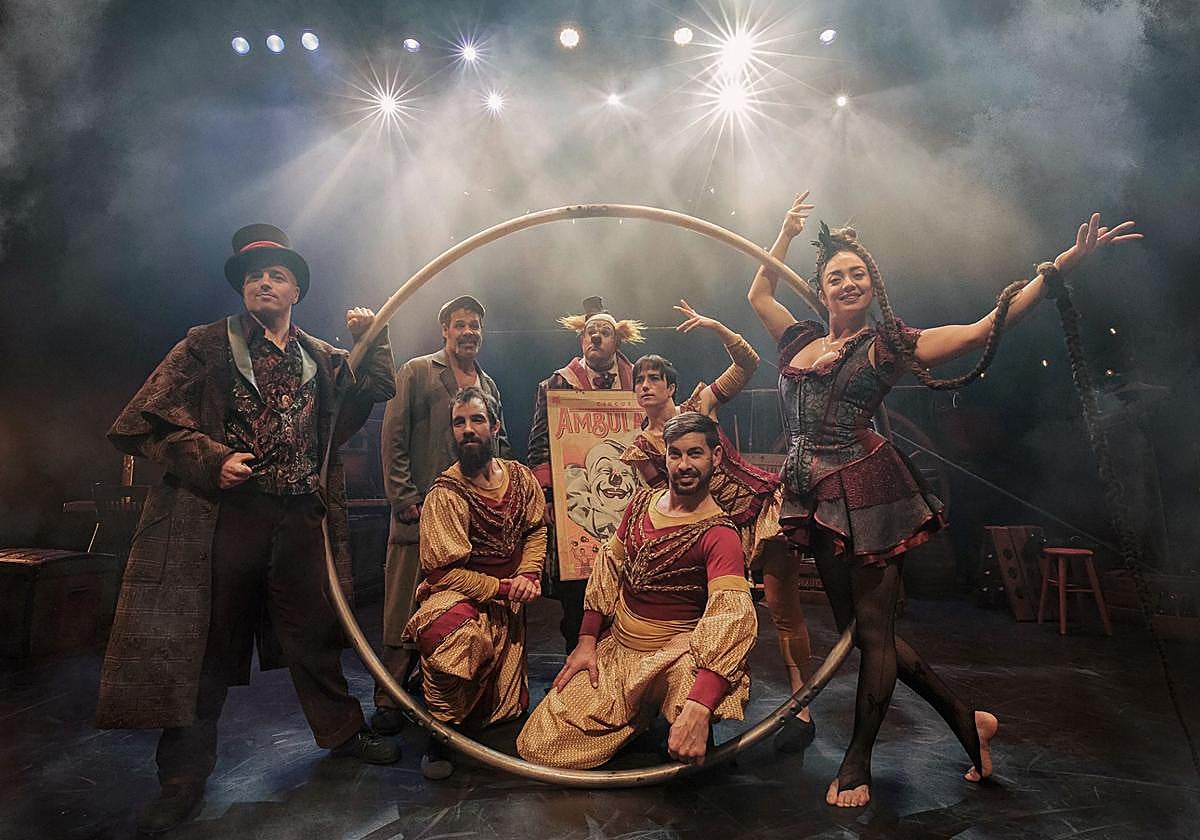 El reconocido director Adrian Schvarzstein está al frente de 'Ambulant', un espectáculo circense de gran formato y con varios premios.