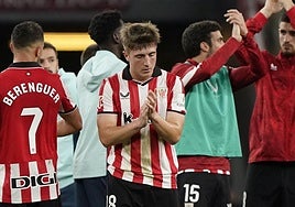 El nuevo cántico dedicado a Mikel Jauregizar con una versión de una conocida serie de los 80