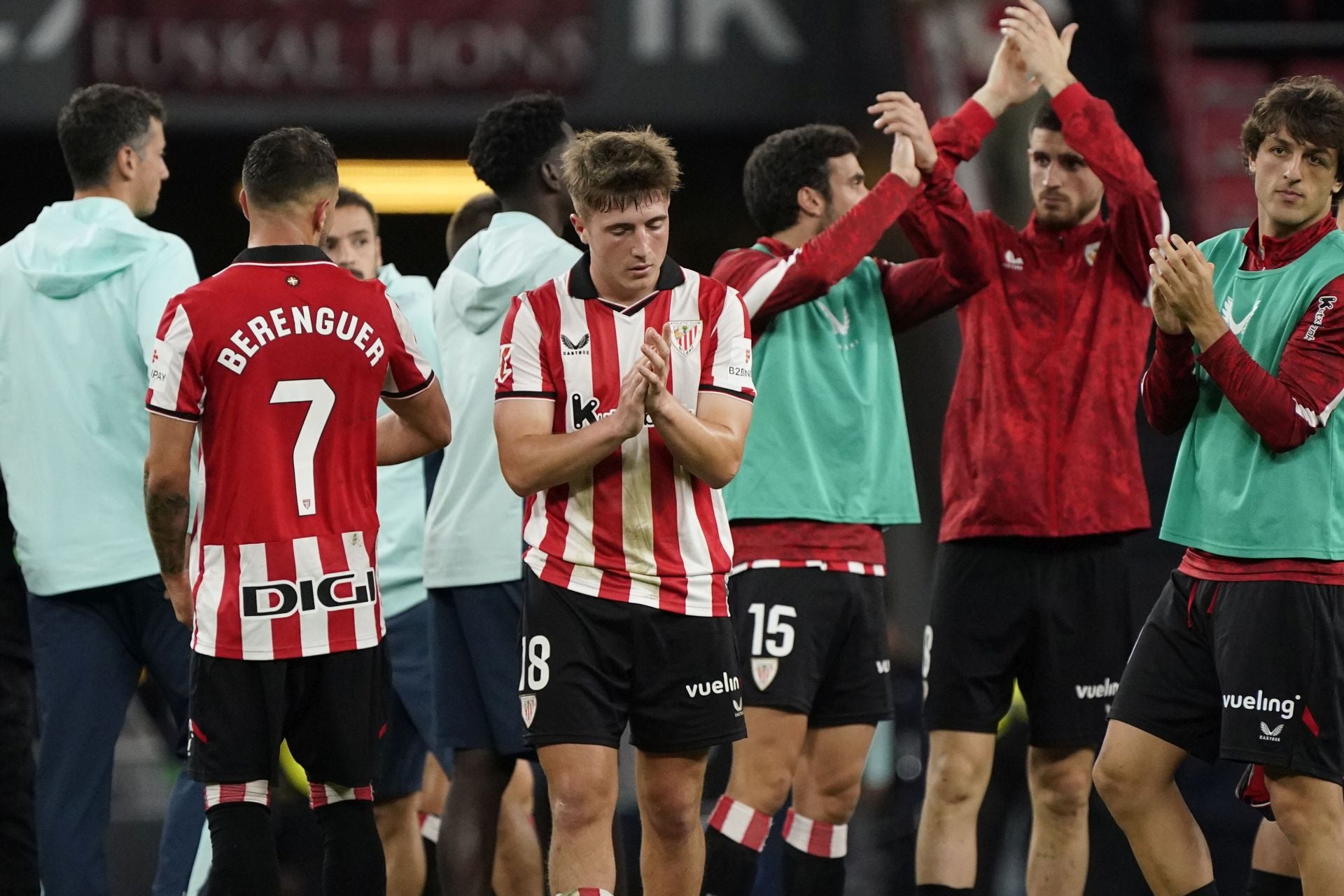 El nuevo cántico dedicado a Mikel Jauregizar con una versión de una conocida serie de los 80