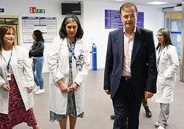 El consejero vasco de Salud, Alberto Martínez, durante la presentación de la campaña de vacunación.