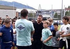 El míster Muniain triunfa entre los aficionados de la Real Sociedad