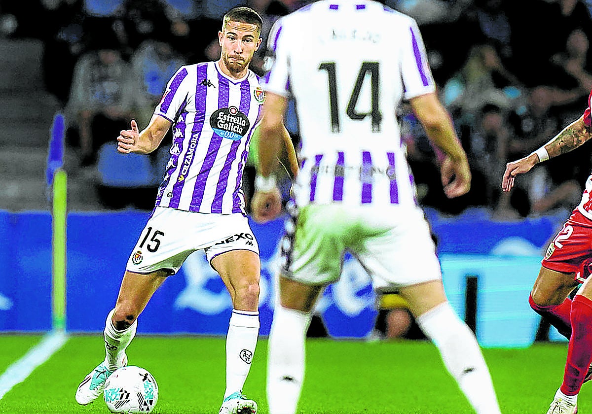 El futbolista de Alloza (25 años) se ha convertido ya en un referente en la capital vallisoletana a pesar de llevar pocos meses.