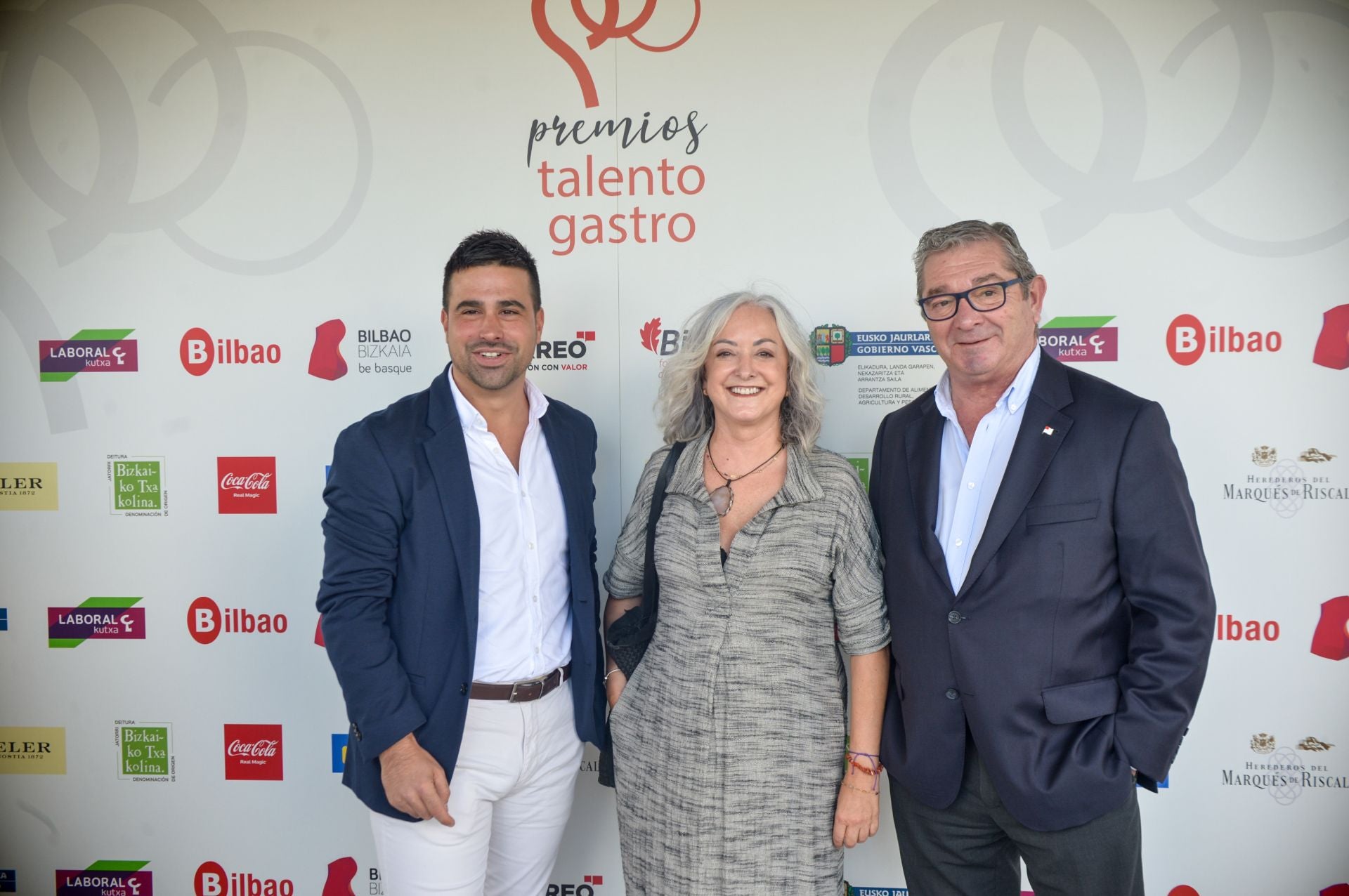 Urtzi Langarika, María Loizaga y Luis Pesquera.