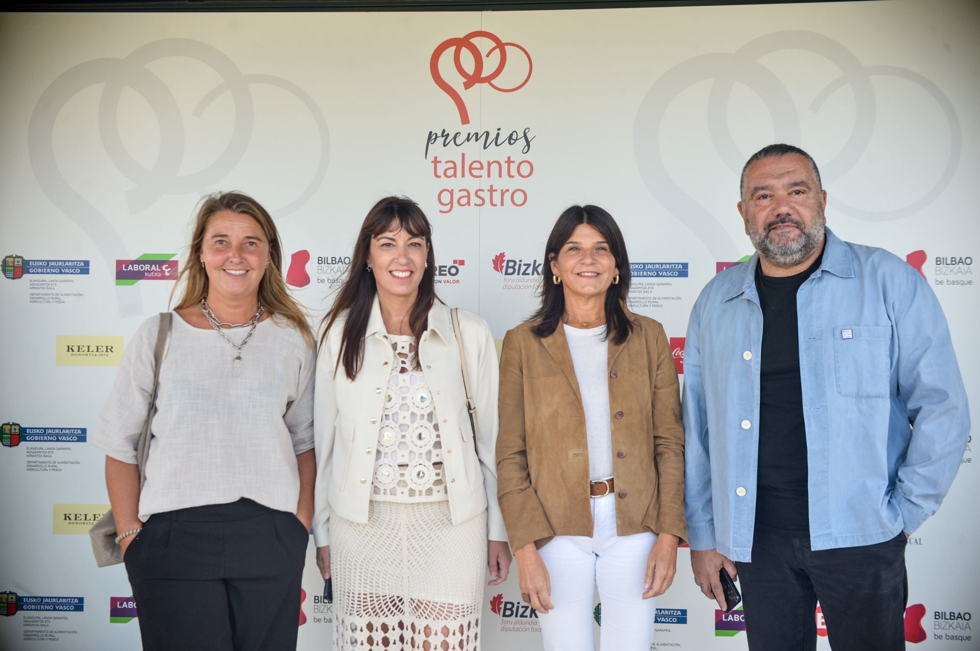 Eider Ormaetxea, Leire Sáez, Amaia Ruiz e Iñaki Suárez.
