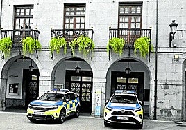 La comisaría de Azpeitia está ubicada en los bajos del Ayuntamiento