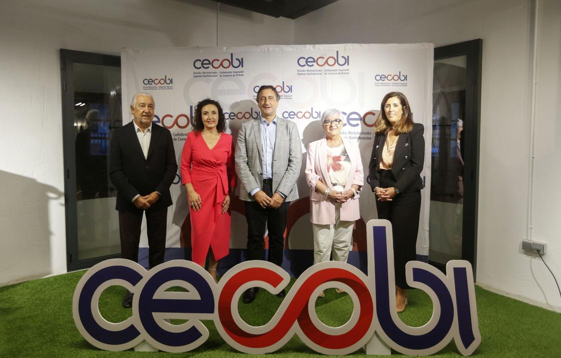 Pedro Campo, Laura Batán, Alfonso San Vicente, Izaskun Gómez Cermeño y María López Negrete.