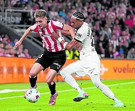 Robert Navarro fue el mejor jugadior del Athletic abte el Mallorca.