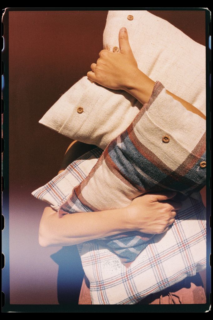 María Clé lanza una colección de ropa de hogar con lana de ovejas latxas