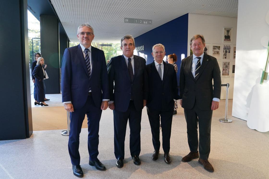 Iñigo Barrenechea, Guillermo Barandiarán, Emiliano López Atxurra y Bingen Zupiria.