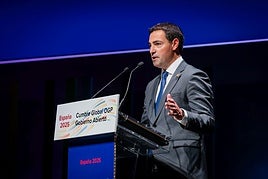 Pradales alerta del «auge del autoritarismo» y un «declive de la confianza ciudadana en las instituciones»