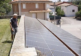 En el concejo de Castillo tienen instaladas las placas fotovoltaicas de su comunidad energética.
