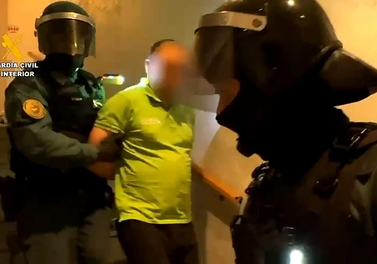 Red de explotación laboral entre agricultores de La Rioja: menores encerrados, 1 euro por el kilo de piparra recogido...