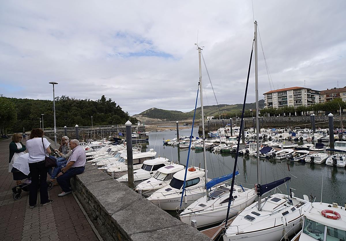 El PP pide en el Parlamento vasco el cese de la directora de Puertos por el fiasco de Plentzia