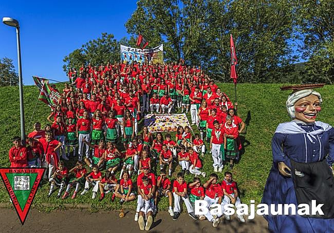 Cuadrilla Basajaunak.