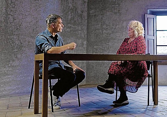 Entrevista a Asun Casasola en el Diario Vasco.