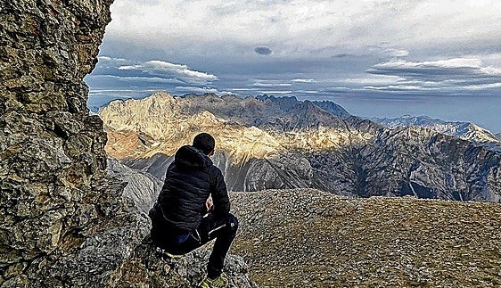 Un balcón con vistas al Mordor de los Picos de Europa