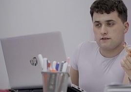 El periodista ermuarra ha trabajado en comunicación política en las redes sociales.