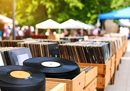 Bunker azoka artista, argitaletxe eta disko denden topagune izango da