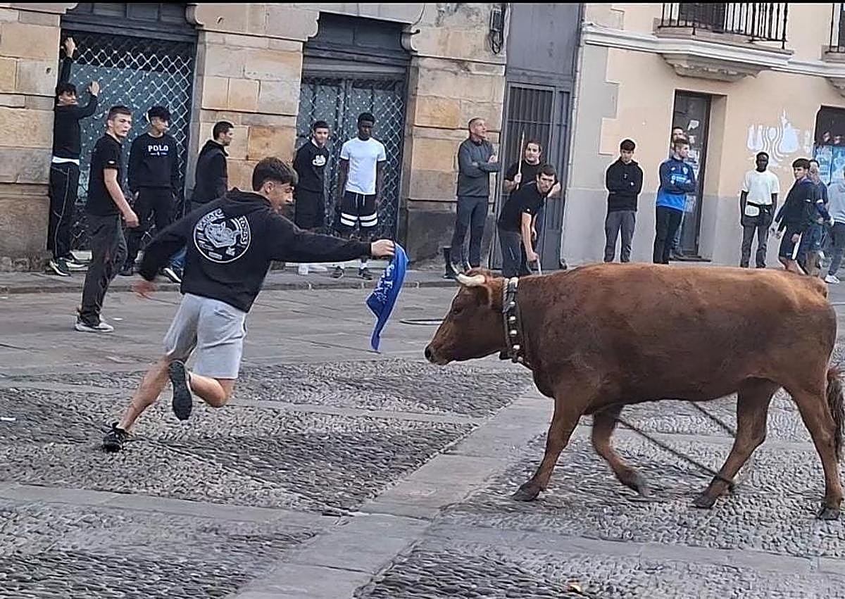 Imagen secundaria 1 - Las vaquillas dejan diez personas heridas en Durango