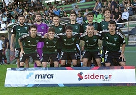 El once que alineó el Sestao River en su derrota ante el Tudelano en Las Llanas (1-2).
