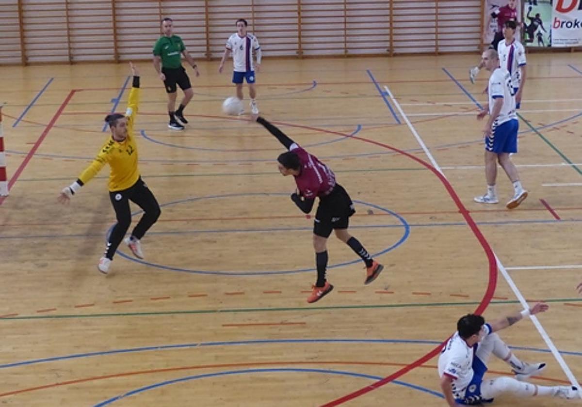 Con este resultado, el Romo asciende hasta la segunda posición