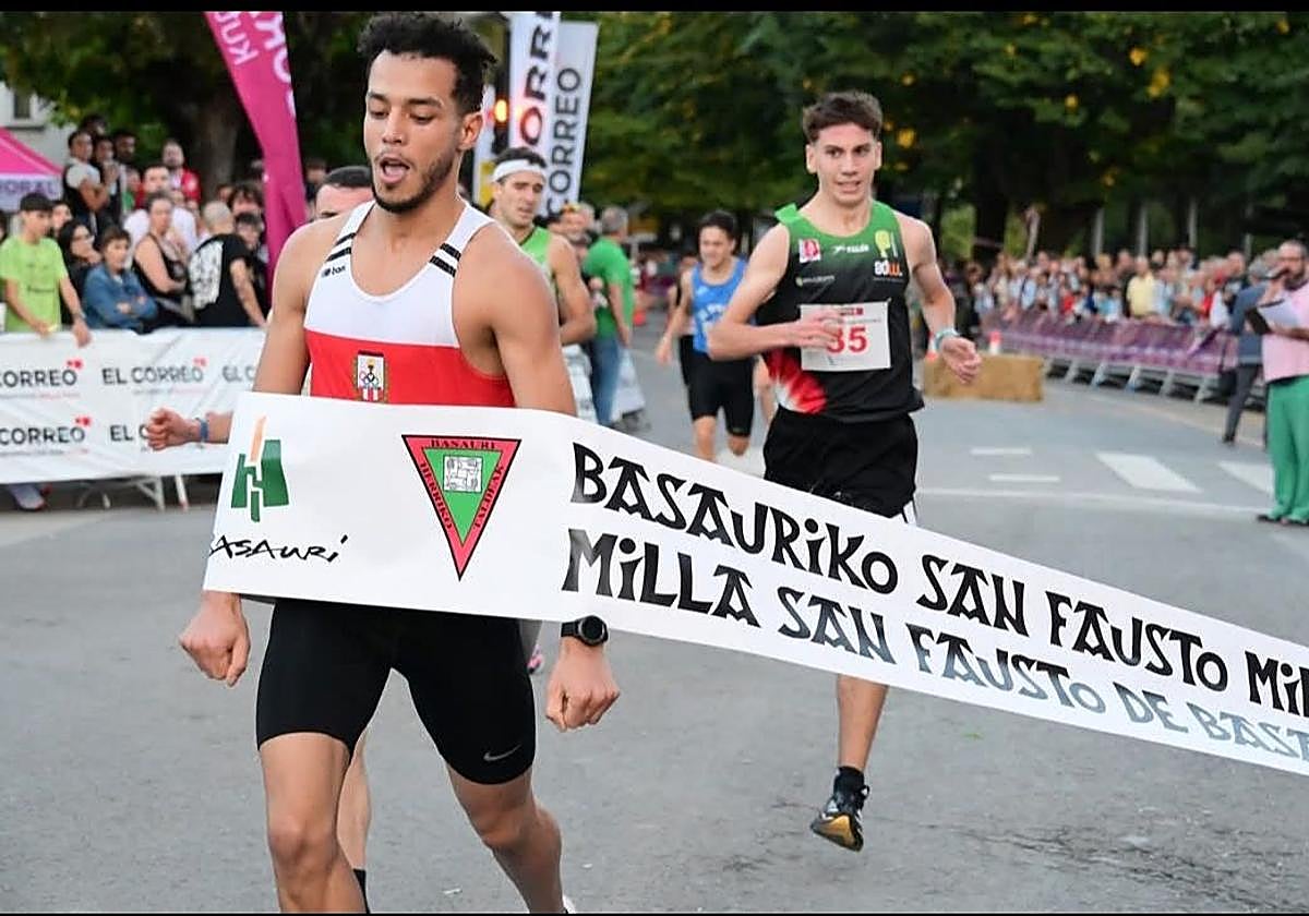 La XXXVII Milla San Fausto de Basauri celebrada en el duro circuito de Los Miradores de la localidad basauritarra.
