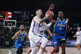 Los hombres de negro abrieron el curso europeo en Miribilla.