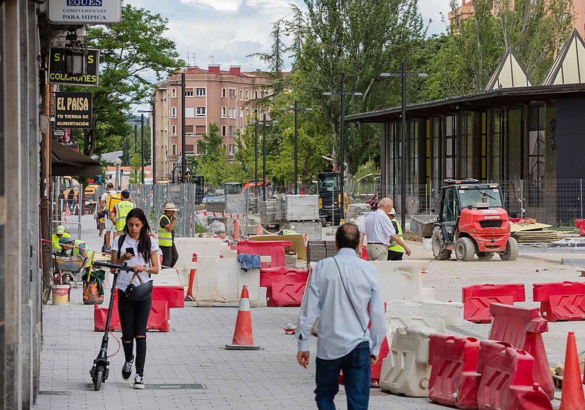 Tramo de la calle Los Herrán donde se produjo la tentativa de robo de cable.