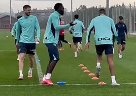 El Athletic recupera a Sancet y Williams, pero tiene la duda de Nico, Berenguer y Unai Gómez