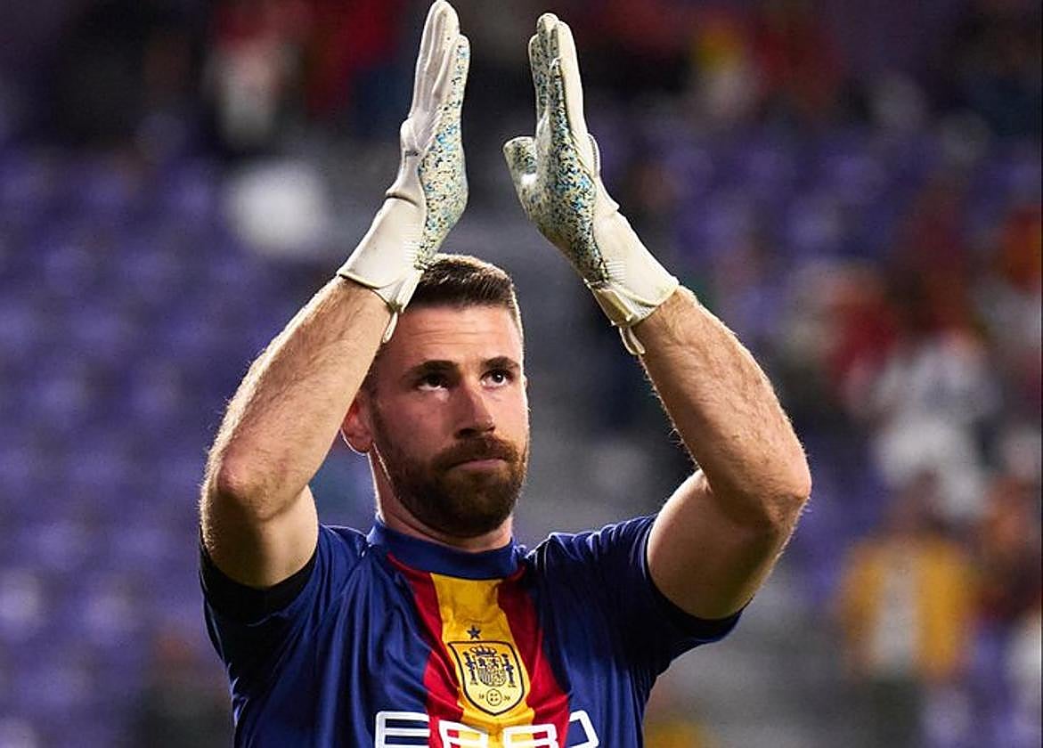 Los dos récords de Unai Simón con España