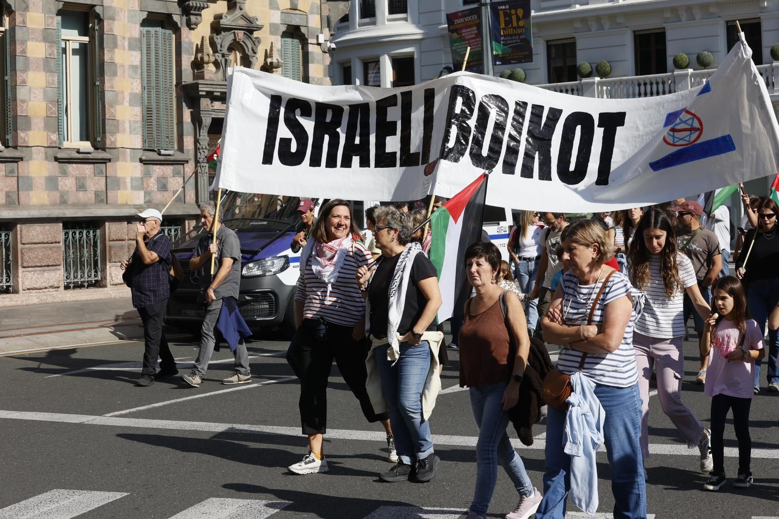 La jornada de huelga en apoyo a Palestina en Bizkaia, en imágenes
