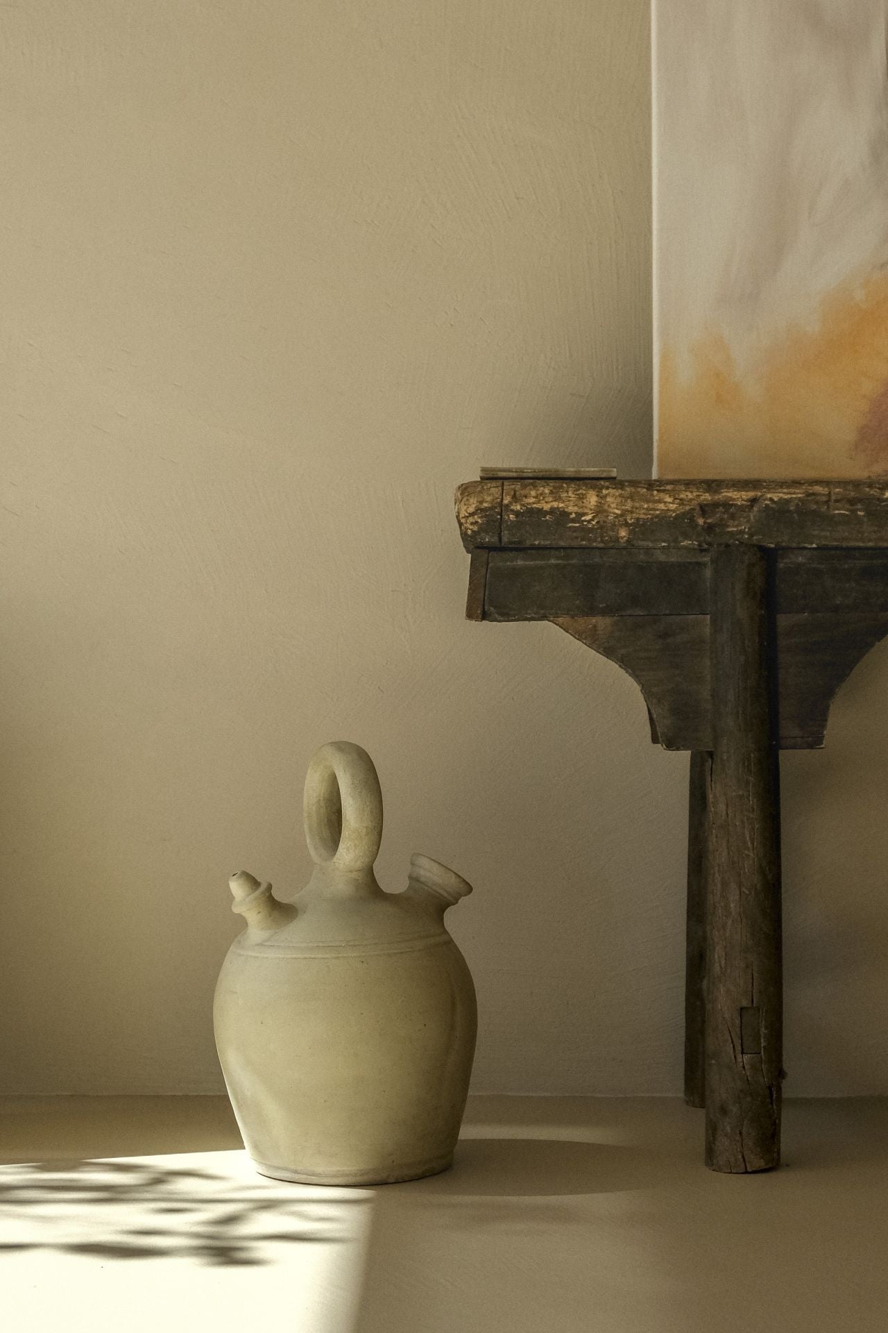 Elisa, la interiorista que pinta cuadros, abre su refugio creativo en Algorta